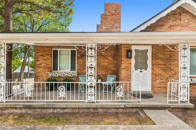 11940 W Independence Avenue Golden, CO 80401