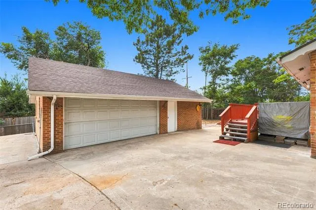 11940 W Independence Avenue Golden, CO 80401