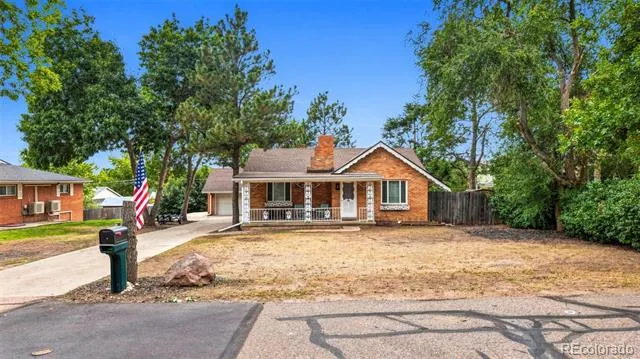 11940 W Independence Avenue Golden, CO 80401
