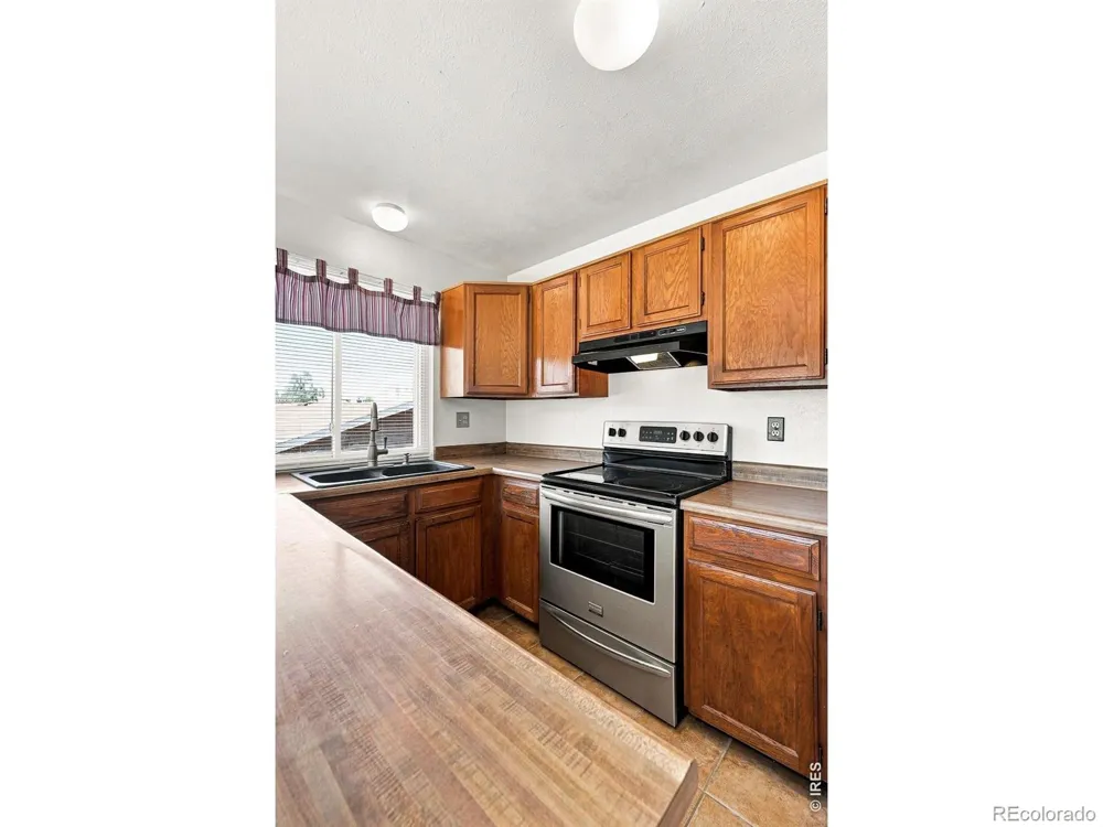 14302 E Villanova Place Aurora, CO 80014