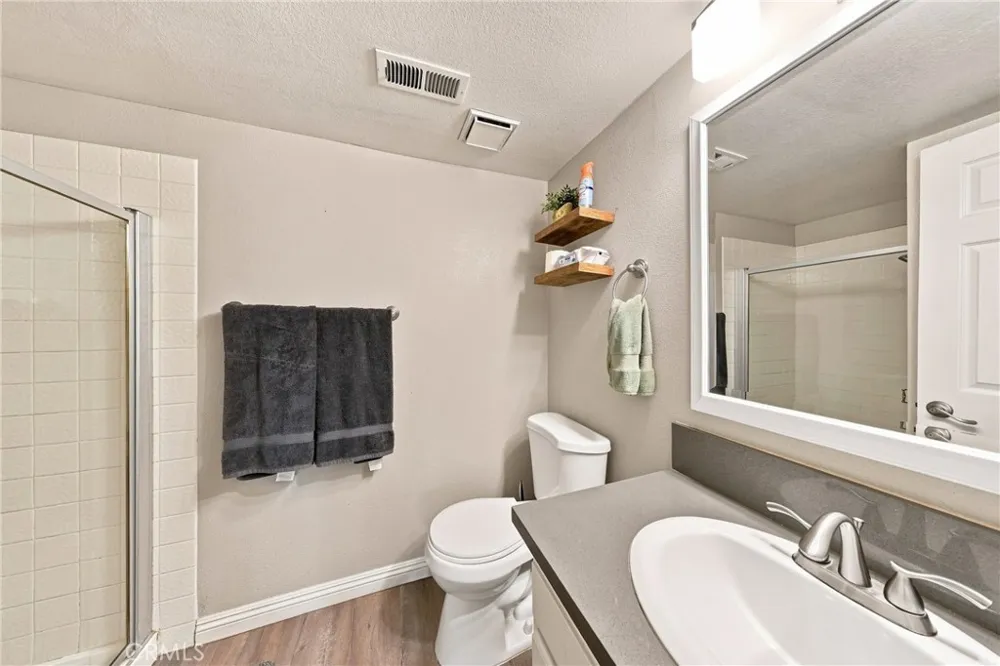 34982 Summerwood Yucaipa, CA 92399