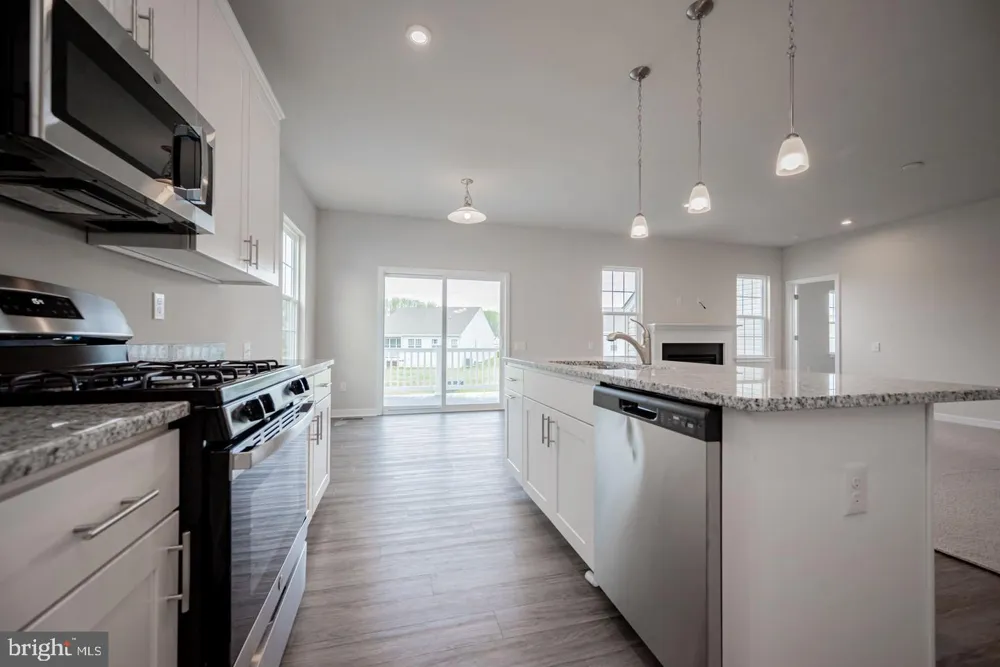 446 BELLFLOWER WAY #PEMBROOK PLAN Townsend, DE 19734