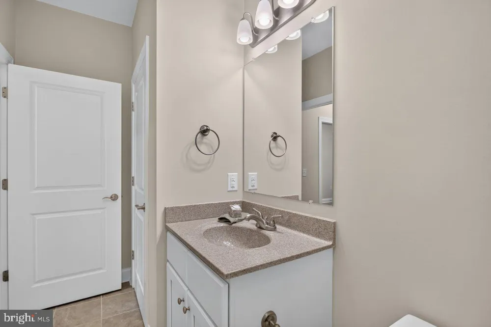 1744 HERITAGE ESTATES CIRCLE Harrisonburg, VA 22801