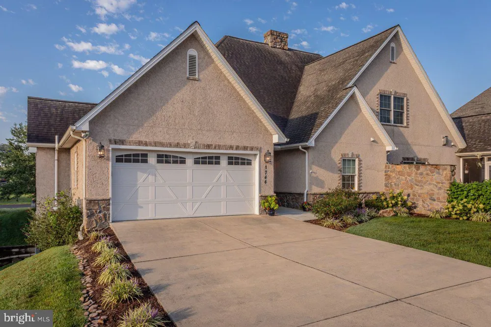 1744 HERITAGE ESTATES CIRCLE Harrisonburg, VA 22801
