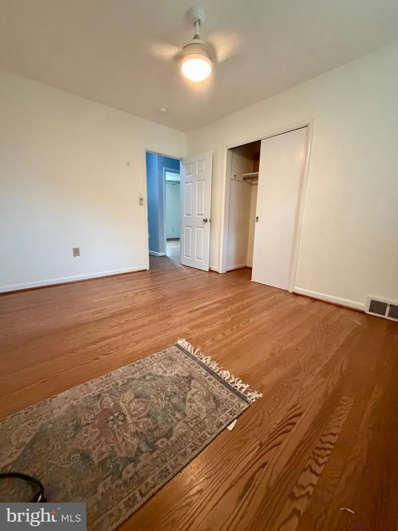 300 WINDING WAY Glenside, PA 19038