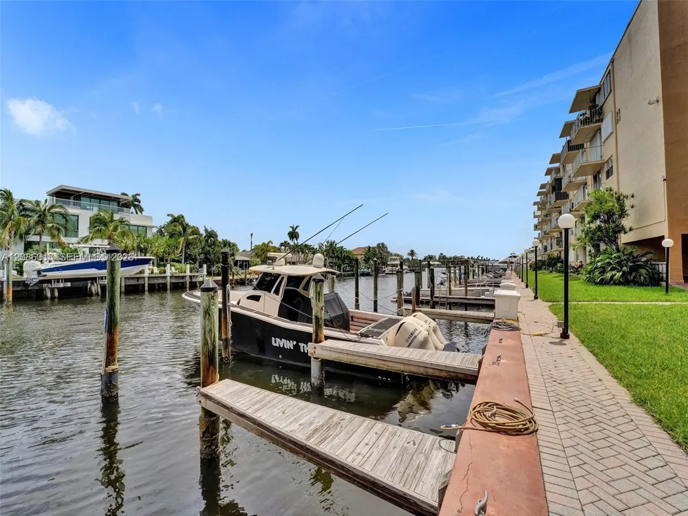 1777 SE 15th St #308 Fort Lauderdale, FL 33316