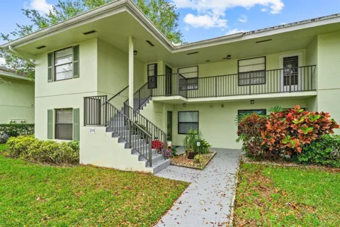 2001 Sabal Ridge Court #A