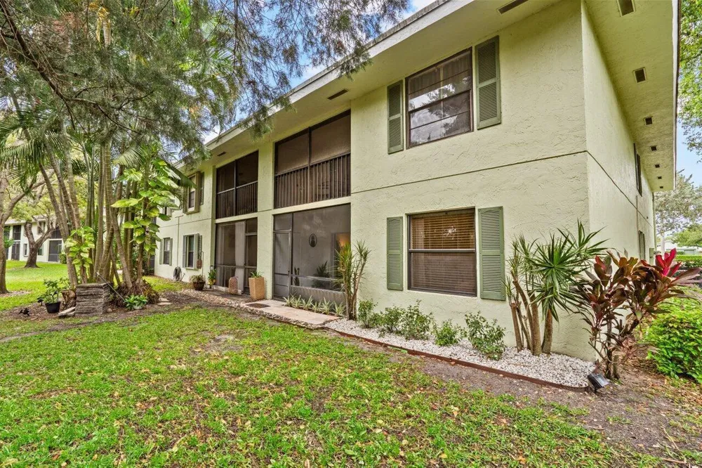 2001 Sabal Ridge Court #A Palm Beach Gardens, FL 33418