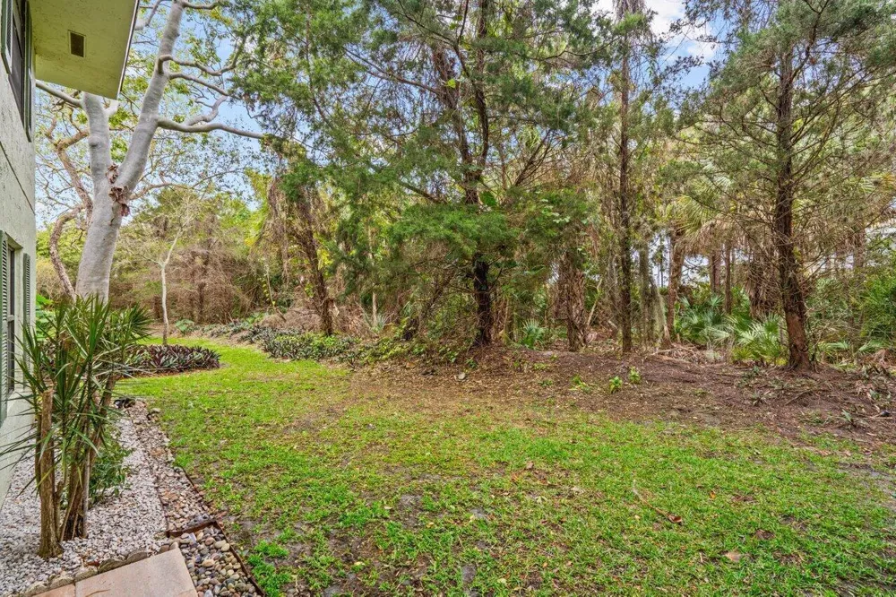2001 Sabal Ridge Court #A Palm Beach Gardens, FL 33418