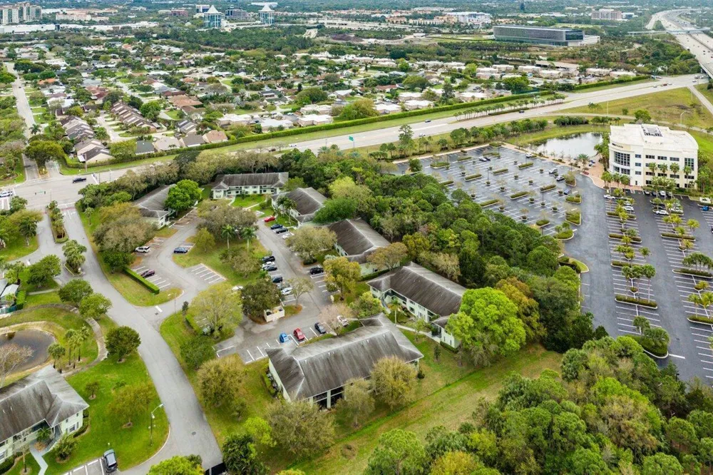 2001 Sabal Ridge Court #A Palm Beach Gardens, FL 33418