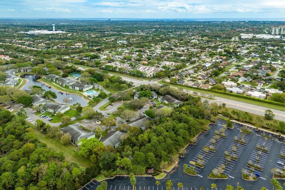 2001 Sabal Ridge Court #A Palm Beach Gardens, FL 33418