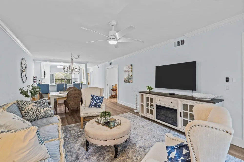2001 Sabal Ridge Court #A Palm Beach Gardens, FL 33418