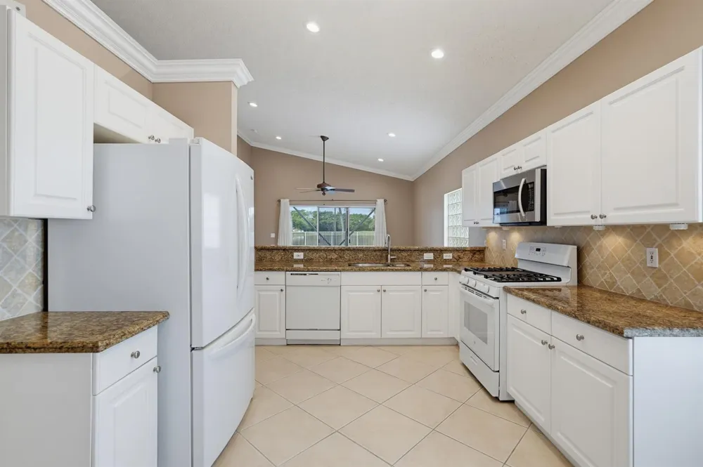 5691 Saddle Trail Lane Lake Worth, FL 33449