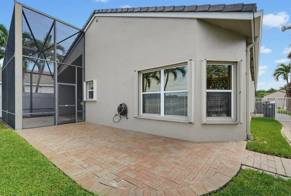5691 Saddle Trail Lane Lake Worth, FL 33449