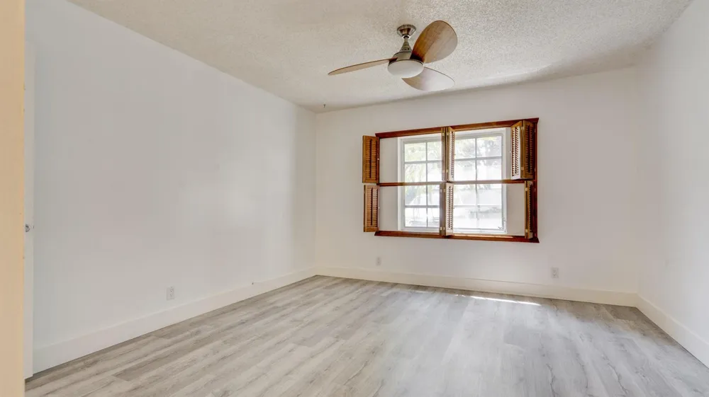 6207 BAY CLUB DRIVE #1 Fort Lauderdale, FL 33308