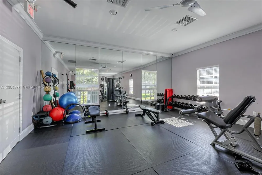 6207 BAY CLUB DRIVE #1 Fort Lauderdale, FL 33308