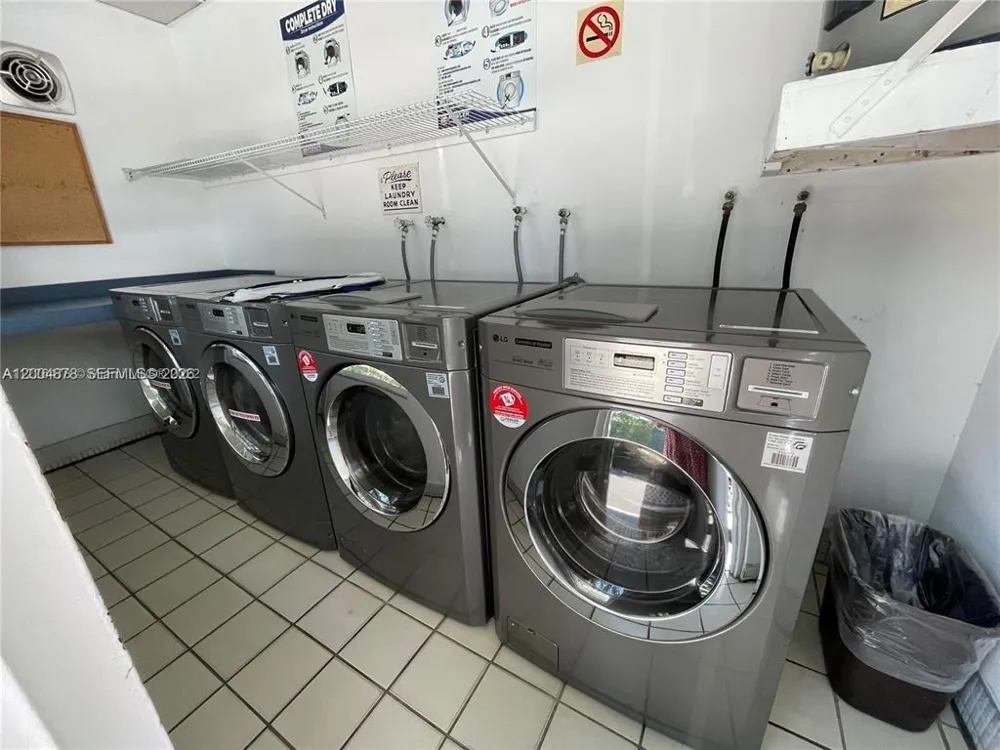 6207 BAY CLUB DRIVE #1 Fort Lauderdale, FL 33308