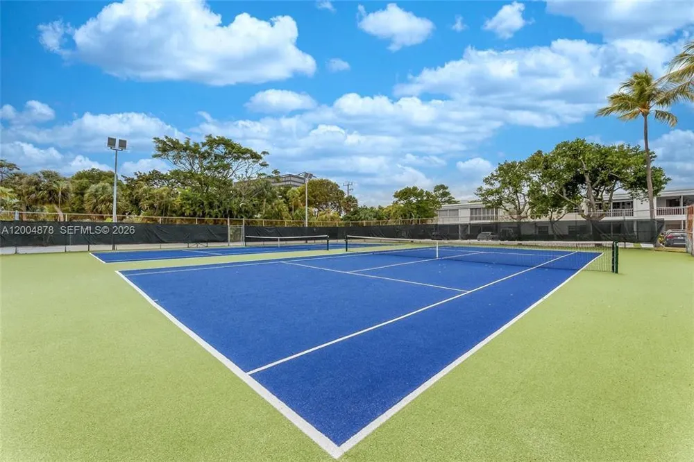 6207 BAY CLUB DRIVE #1 Fort Lauderdale, FL 33308
