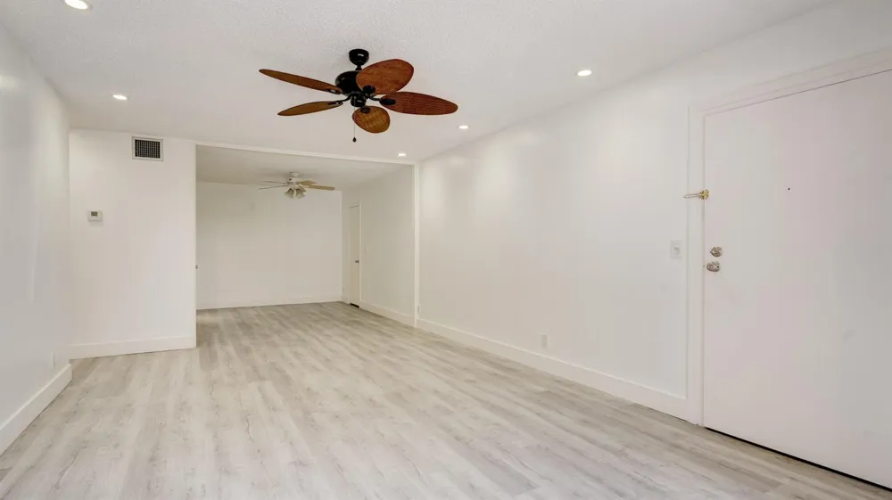 6207 BAY CLUB DRIVE #1 Fort Lauderdale, FL 33308