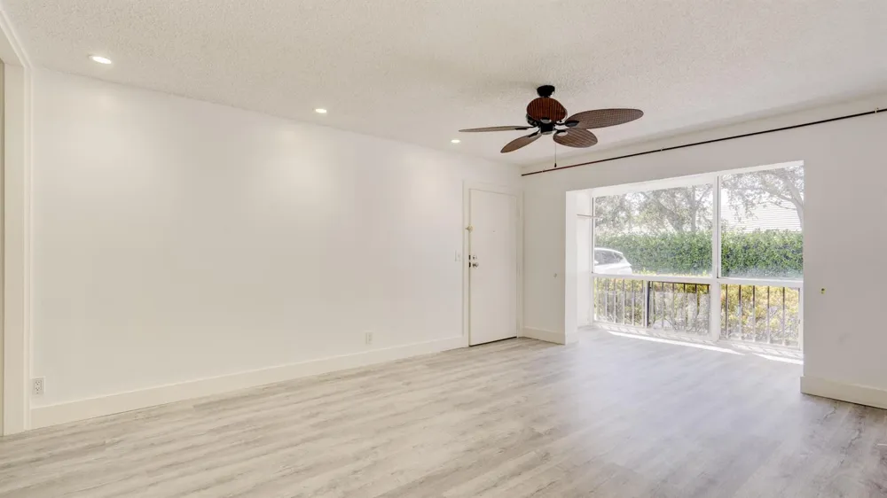 6207 BAY CLUB DRIVE #1 Fort Lauderdale, FL 33308