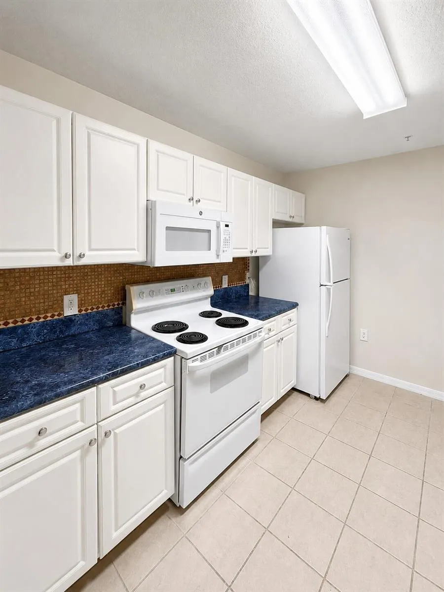 1203 Town Center Drive #206 Jupiter, FL 33458