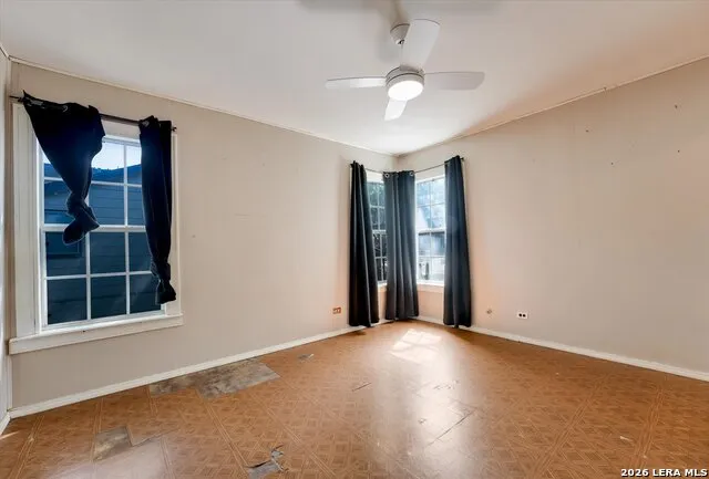119 Rollins Ave San Antonio, TX 78228