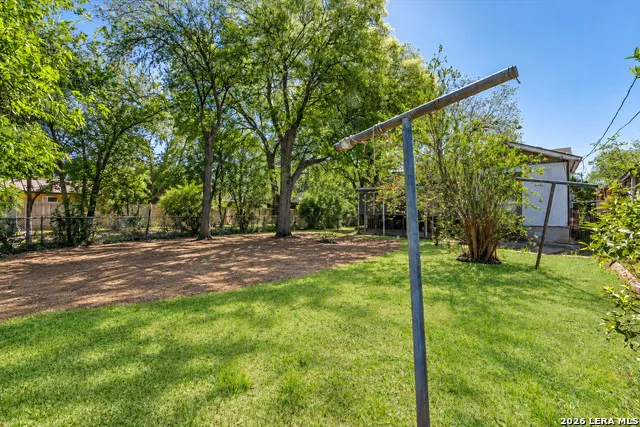 119 Rollins Ave San Antonio, TX 78228