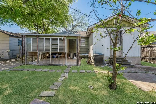 119 Rollins Ave San Antonio, TX 78228
