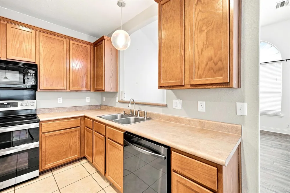 112 Firebird Run Cibolo, TX 78108