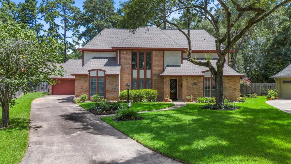 8206 Colonial Oaks Lane Spring, TX 77379