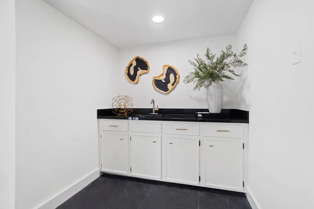 8206 Colonial Oaks Lane Spring, TX 77379