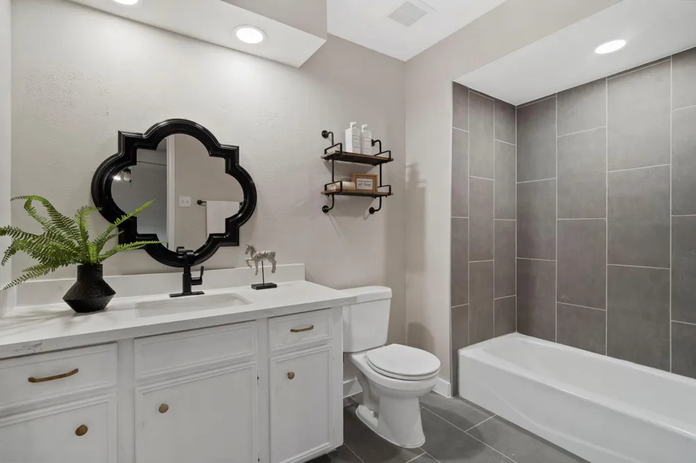 8206 Colonial Oaks Lane Spring, TX 77379