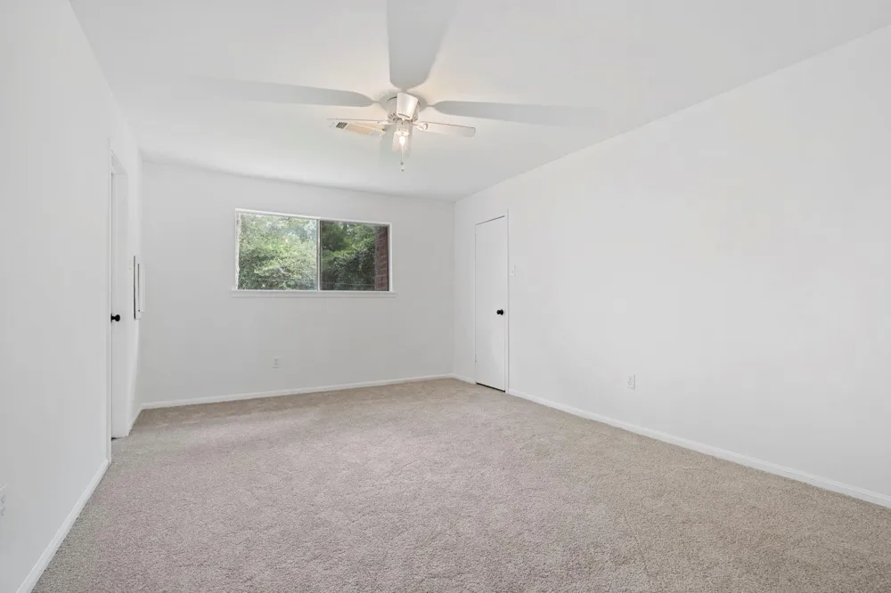8206 Colonial Oaks Lane Spring, TX 77379