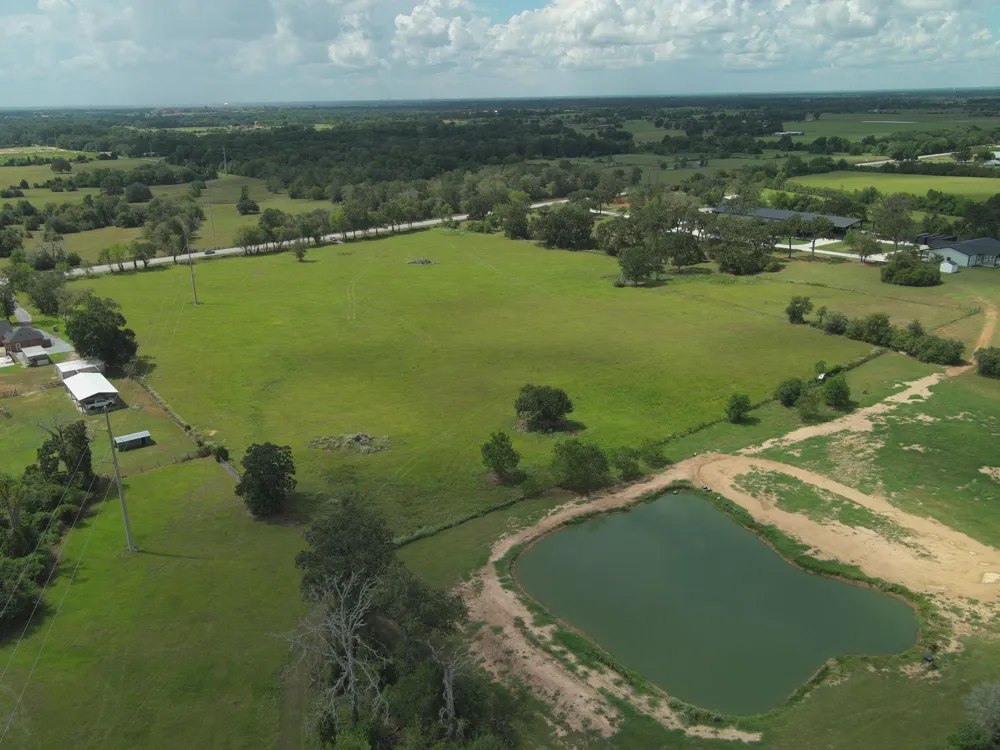 35678 Fm 1488 Hempstead, TX 77445