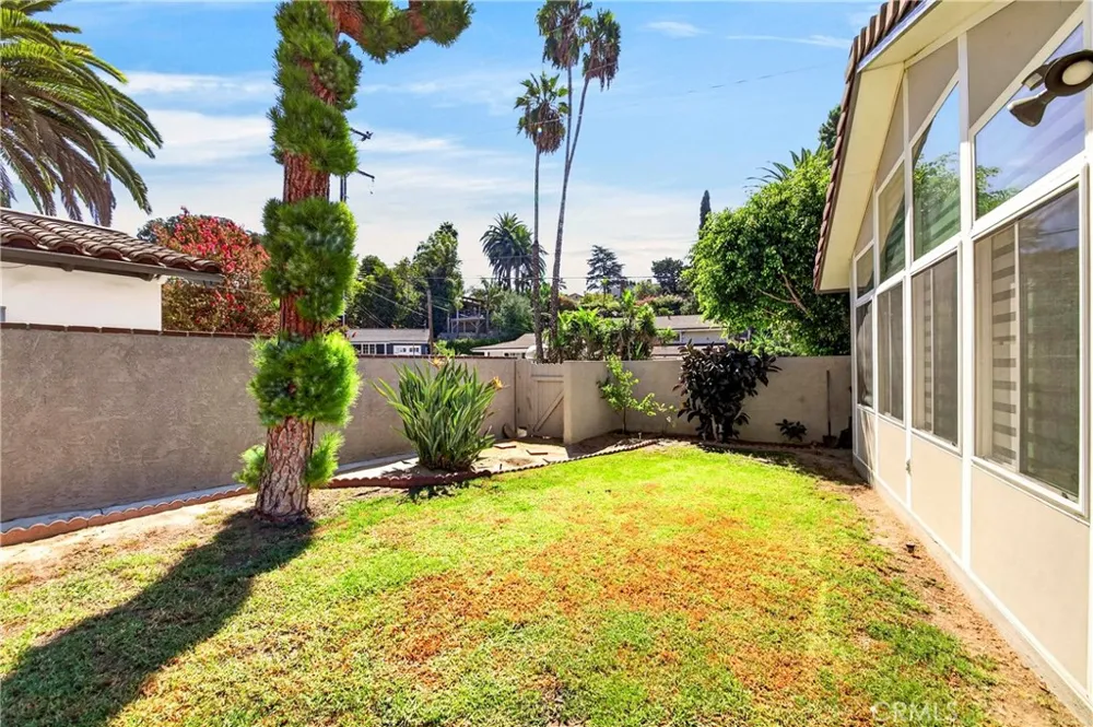 800 Arroyo Fullerton, CA 92833