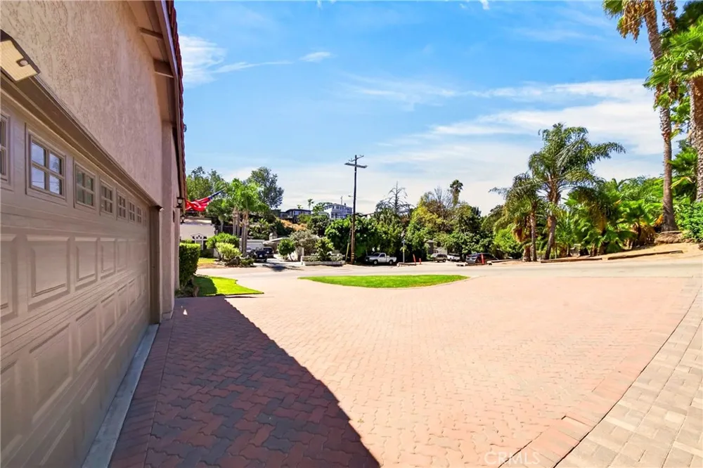 800 Arroyo Fullerton, CA 92833