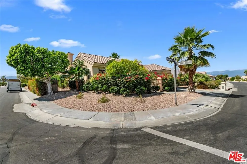 78649 Waterfall Drive Palm Desert, CA 92211