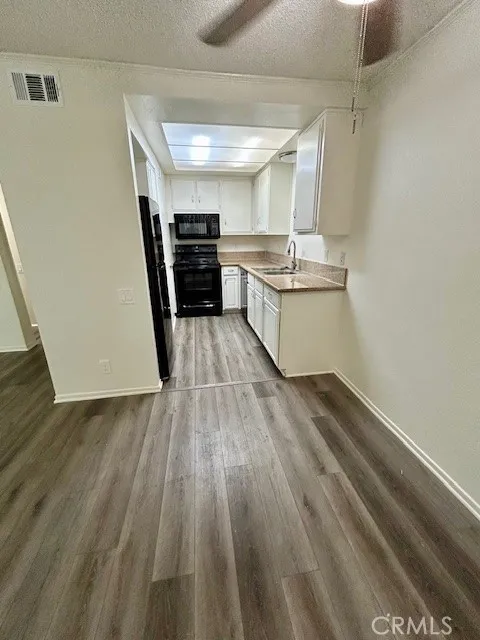 68460 Kings Road #1 Cathedral City, CA 92234