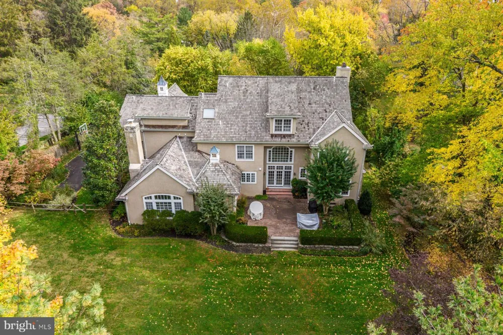 1132 YOUNGS FORD ROAD Gladwyne, PA 19035