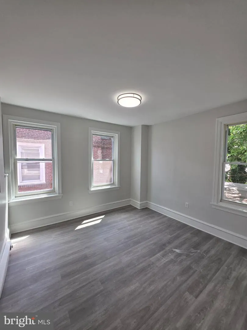 5028 13TH STREET #3 Philadelphia, PA 19141