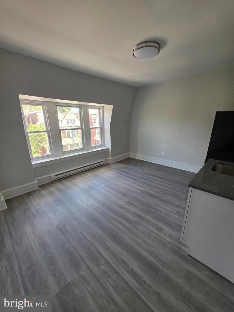 5028 13TH STREET #3 Philadelphia, PA 19141