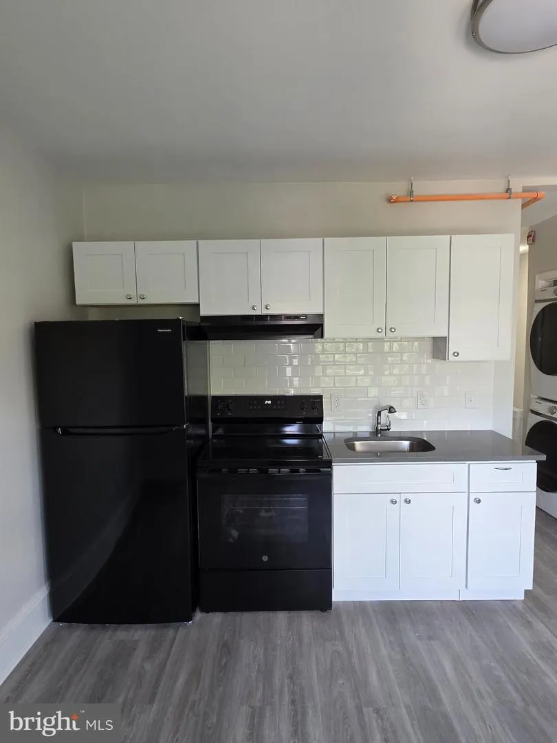5028 13TH STREET #3 Philadelphia, PA 19141