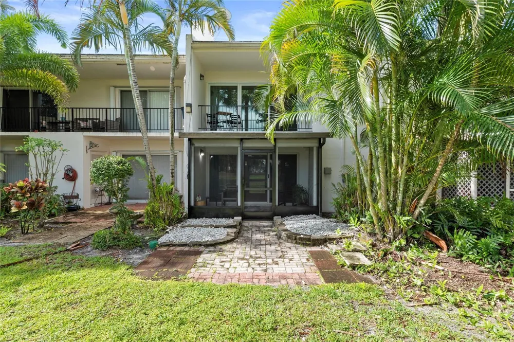 3063 PALM AIRE DRIVE #3063 Pompano Beach, FL 33069
