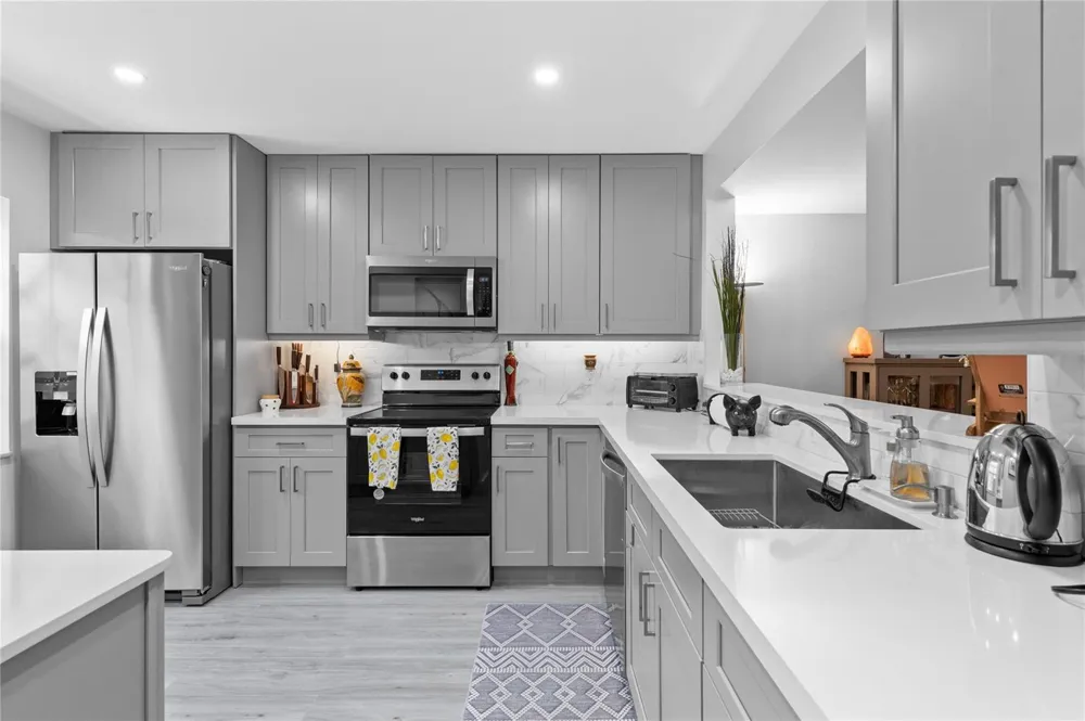 3063 PALM AIRE DRIVE #3063 Pompano Beach, FL 33069
