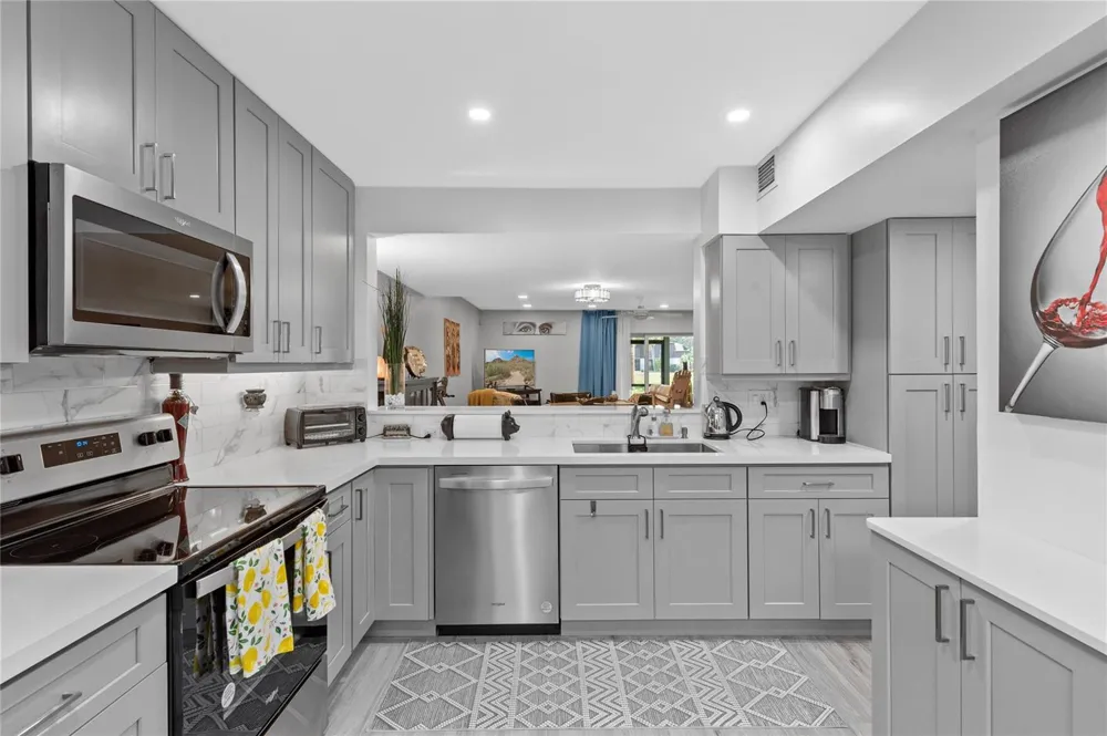 3063 PALM AIRE DRIVE #3063 Pompano Beach, FL 33069