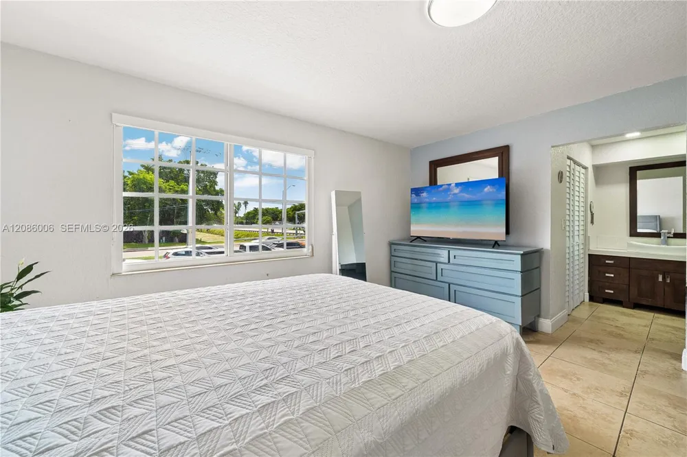 10350 SW 136th Ct Miami, FL 33186