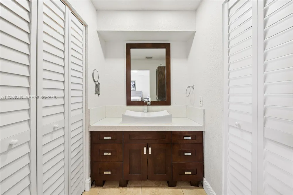 10350 SW 136th Ct Miami, FL 33186