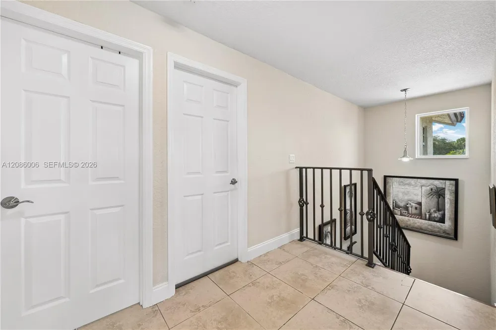 10350 SW 136th Ct Miami, FL 33186