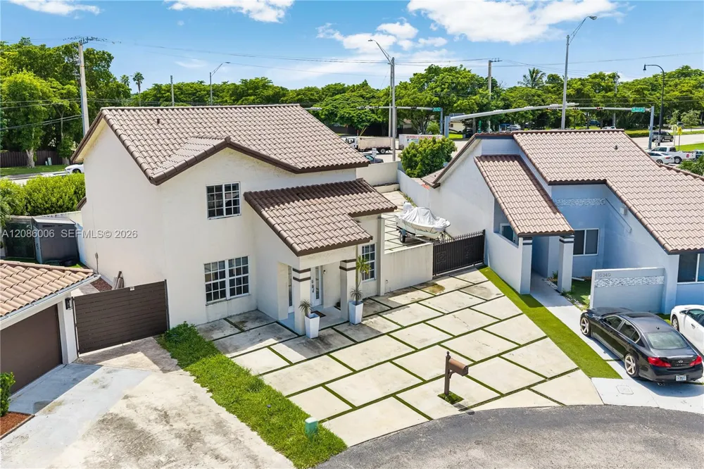 10350 SW 136th Ct Miami, FL 33186