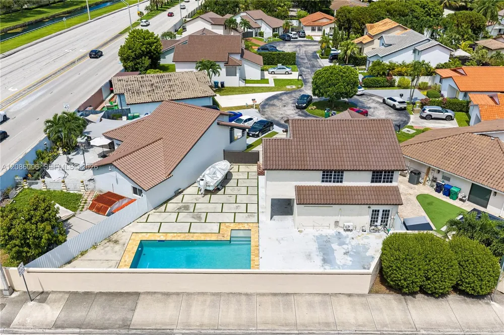 10350 SW 136th Ct Miami, FL 33186